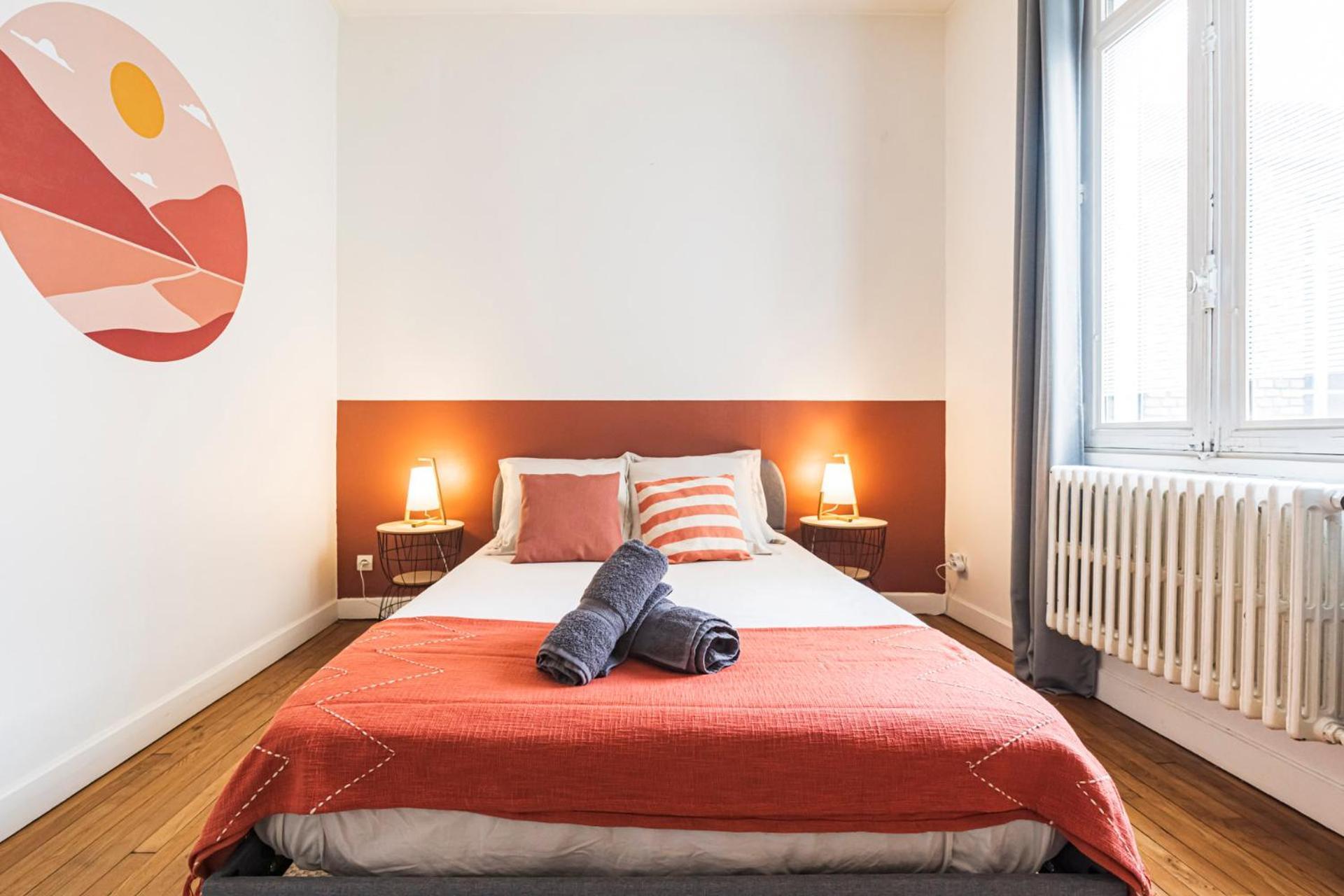 L'Haussmannien - Spacieux 4 Chambres - Centre - Gare Reims Zewnętrze zdjęcie